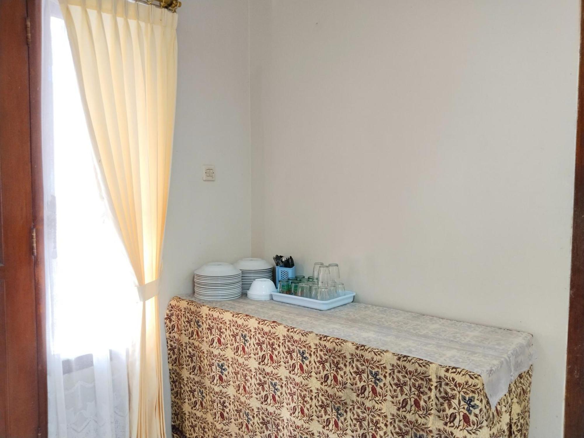 Villa Yustisia Curug 7 Cilember Кисаруа Екстериор снимка